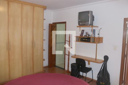 Casa à venda com 445m², 3 quartos e 8 vagasSuíte 3