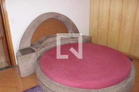 Casa à venda com 445m², 3 quartos e 8 vagasSuíte 3