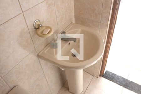 Casa à venda com 445m², 3 quartos e 8 vagasLavabo 2