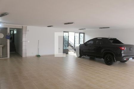 Casa à venda com 445m², 3 quartos e 8 vagasGaragem