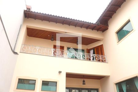 Casa à venda com 445m², 3 quartos e 8 vagasQuintal