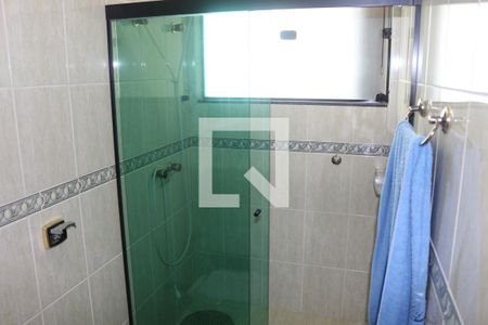 Casa à venda com 445m², 3 quartos e 8 vagasBanheiro da Suíte 3