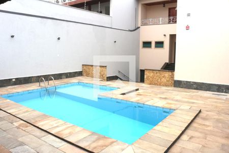 Casa à venda com 445m², 3 quartos e 8 vagasQuintal