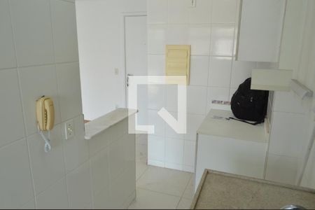 Apartamento à venda com 52m², 2 quartos e 1 vaga Apartamento à venda com 52m², 2 quartos e 1 vagaCozinha