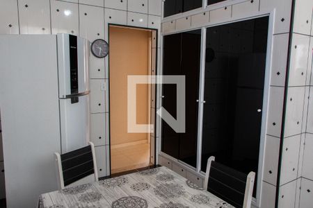 Apartamento à venda com 130m², 2 quartos e sem vaga Apartamento à venda com 130m², 2 quartos e sem vagaCozinha