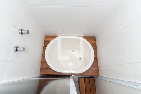 Apartamento à venda com 78m², 2 quartos e 2 vagas Apartamento à venda com 78m², 2 quartos e 2 vagasBanheiro