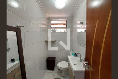 Casa à venda com 90m², 2 quartos e 2 vagas Casa à venda com 90m², 2 quartos e 2 vagasBanheiro 1