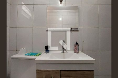Casa à venda com 90m², 2 quartos e 2 vagas Casa à venda com 90m², 2 quartos e 2 vagasBanheiro 1