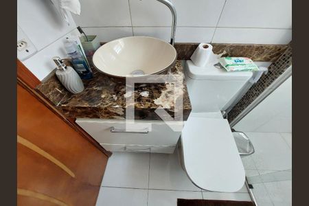 Casa à venda com 90m², 2 quartos e 2 vagas Casa à venda com 90m², 2 quartos e 2 vagasBanheiro 2