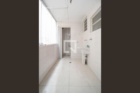 Apartamento à venda com 137m², 2 quartos e 1 vagaÁrea de Serviço