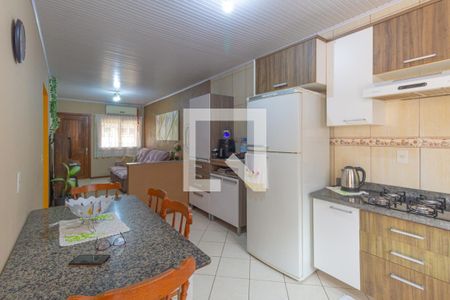 Casa à venda com 95m², 2 quartos e 1 vagaCozinha - Armários