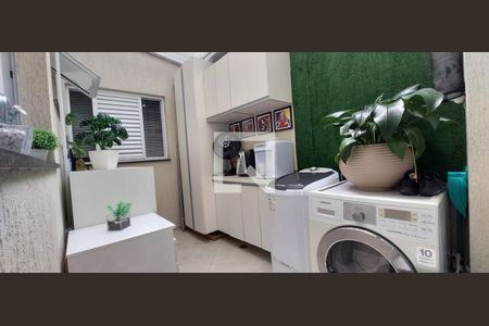 Apartamento à venda com 65m², 2 quartos e 1 vaga Apartamento à venda com 65m², 2 quartos e 1 vagaÁrea de Serviço