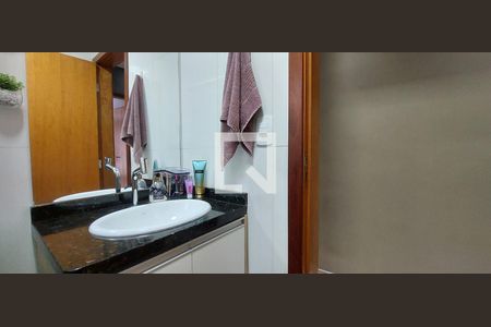 Apartamento à venda com 65m², 2 quartos e 1 vaga Apartamento à venda com 65m², 2 quartos e 1 vagaBanheiro