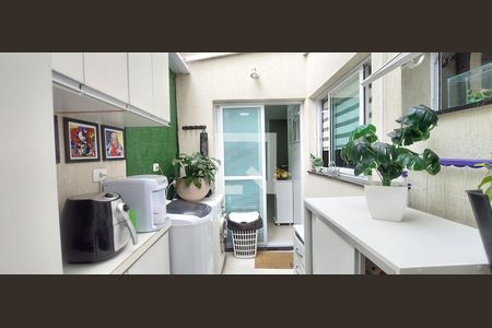 Apartamento à venda com 65m², 2 quartos e 1 vaga Apartamento à venda com 65m², 2 quartos e 1 vagaÁrea de Serviço