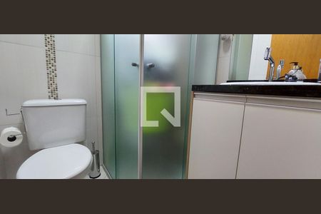 Apartamento à venda com 65m², 2 quartos e 1 vaga Apartamento à venda com 65m², 2 quartos e 1 vagaBanheiro