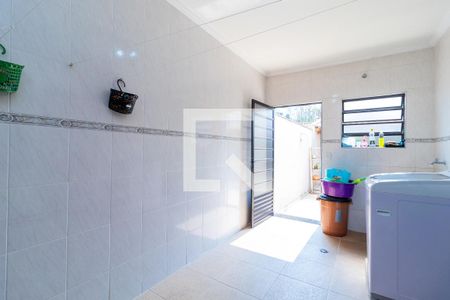 Casa à venda com 250m², 3 quartos e 4 vagasÁrea de Serviço