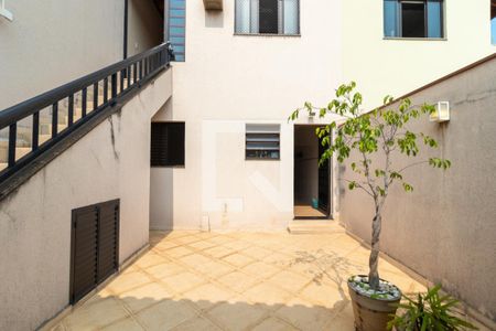 Casa à venda com 250m², 3 quartos e 4 vagasQuintal