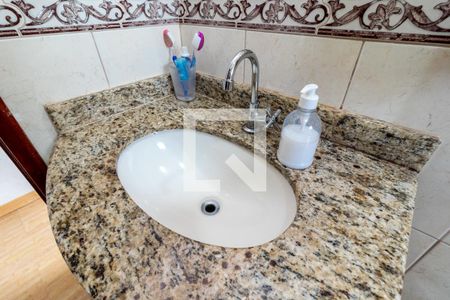 Casa à venda com 250m², 3 quartos e 4 vagasBanheiro 2