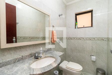 Casa à venda com 250m², 3 quartos e 4 vagasLavabo