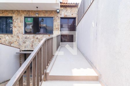 Casa à venda com 250m², 3 quartos e 4 vagasCorredor de Entrada