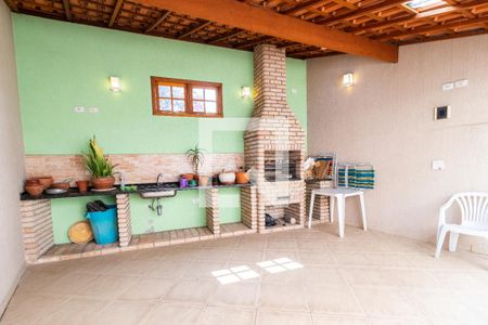 Casa à venda com 250m², 3 quartos e 4 vagasChurrasqueira