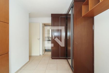 Suíte de apartamento para alugar com 2 quartos, 140m² em Paraíso do Morumbi, São Paulo