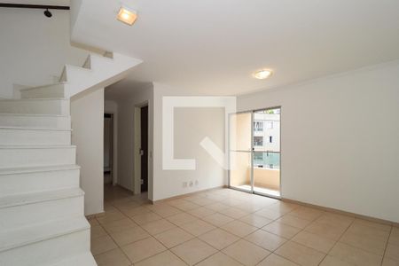 Sala de apartamento para alugar com 2 quartos, 140m² em Paraíso do Morumbi, São Paulo