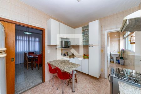 Apartamento à venda com 200m², 3 quartos e 2 vagas Apartamento à venda com 200m², 3 quartos e 2 vagasCozinha