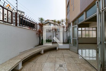 Apartamento à venda com 200m², 3 quartos e 2 vagas Apartamento à venda com 200m², 3 quartos e 2 vagasÁrea comum