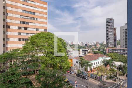 Apartamento à venda com 154m², 3 quartos e 1 vaga Apartamento à venda com 154m², 3 quartos e 1 vagaSala - Vista