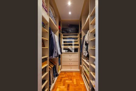 Apartamento à venda com 154m², 3 quartos e 1 vaga Apartamento à venda com 154m², 3 quartos e 1 vagaSuíte