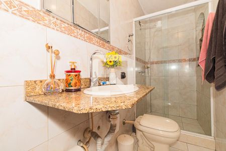 Casa à venda com 130m², 3 quartos e 2 vagasbanheiro