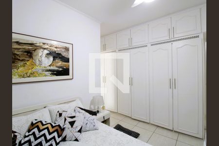 Casa à venda com 200m², 3 quartos e 3 vagasSuíte