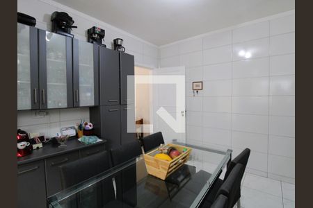 Casa à venda com 200m², 3 quartos e 3 vagasCozinha