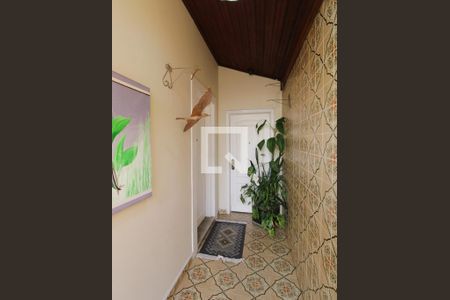 Casa à venda com 200m², 3 quartos e 3 vagasEntrada