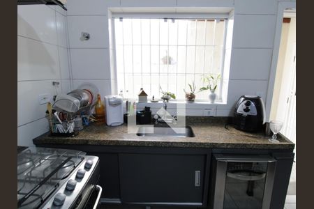 Casa à venda com 200m², 3 quartos e 3 vagasCozinha