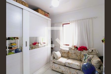 Casa à venda com 200m², 3 quartos e 3 vagasQuarto 2