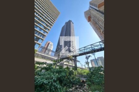 Apartamento à venda com 104m², 3 quartos e 2 vagasFachada