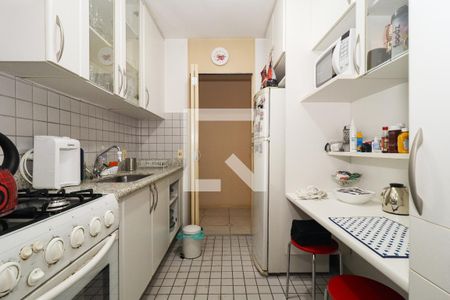 Apartamento à venda com 97m², 2 quartos e 2 vagasCozinha