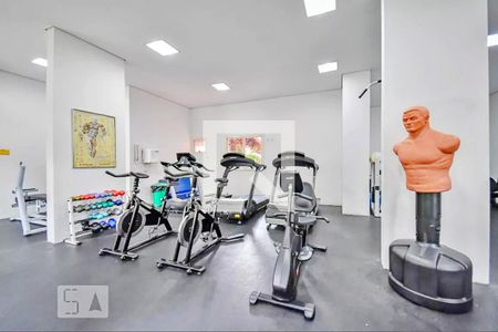 Apartamento à venda com 97m², 2 quartos e 2 vagasÁrea comum - Academia