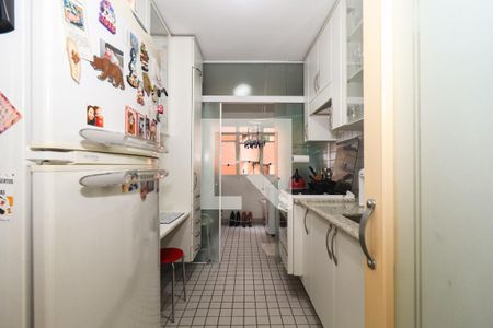 Apartamento à venda com 97m², 2 quartos e 2 vagasCozinha