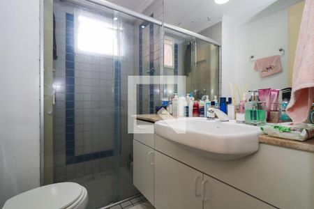 Apartamento à venda com 97m², 2 quartos e 2 vagasBanheiro da Suíte