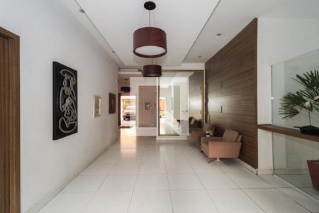 Apartamento à venda com 97m², 2 quartos e 2 vagasHall social