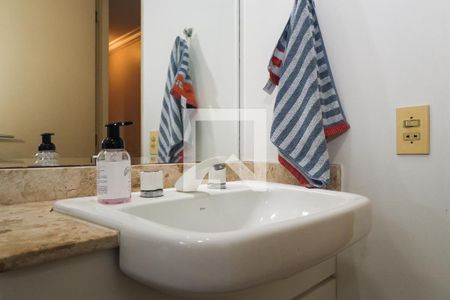 Apartamento à venda com 97m², 2 quartos e 2 vagasBanheiro