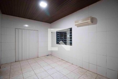 Casa para alugar com 200m², 3 quartos e sem vaga Casa para alugar com 200m², 3 quartos e sem vagaQuarto 2