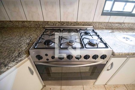 Casa para alugar com 200m², 3 quartos e sem vaga Casa para alugar com 200m², 3 quartos e sem vagaCozinha