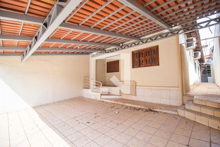 Casa para alugar com 200m², 3 quartos e sem vaga Casa para alugar com 200m², 3 quartos e sem vagaQuintal