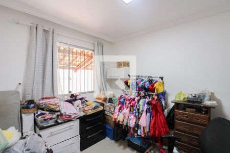 Casa à venda com 180m², 3 quartos e 2 vagasQuarto 2