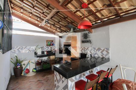 Casa à venda com 180m², 3 quartos e 2 vagasEspaço Gourmet