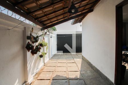 Casa à venda com 180m², 3 quartos e 2 vagasGaragem